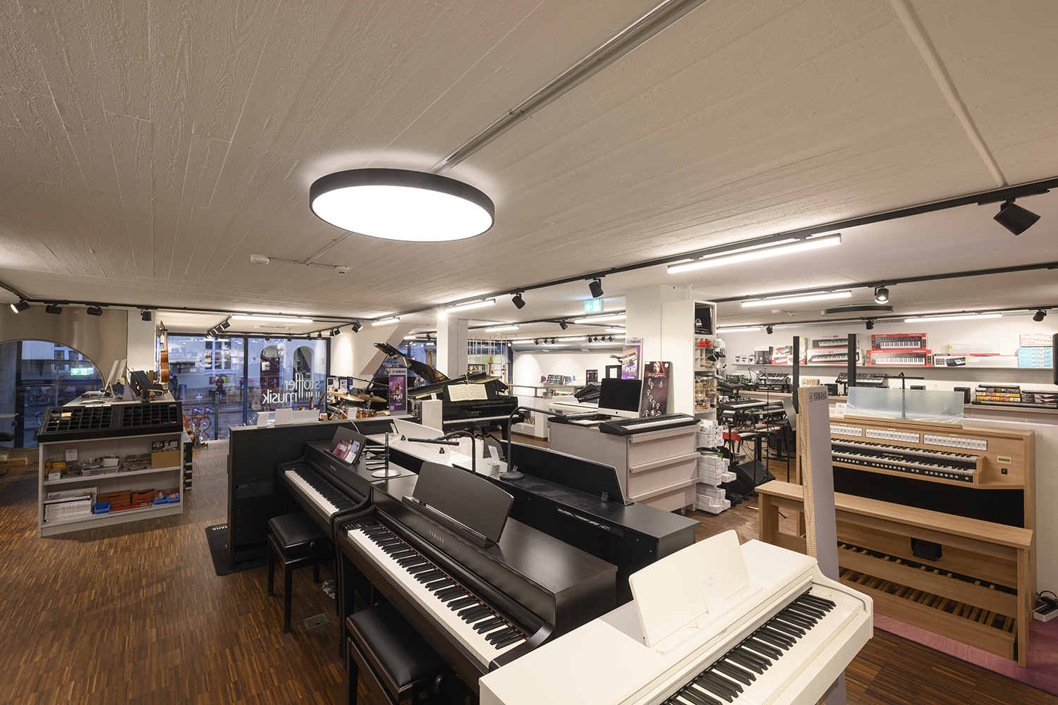 Stoffler Musik beim Theater Basel