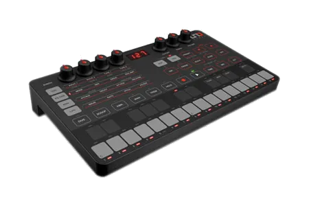 IK Multimedia UNO Synth