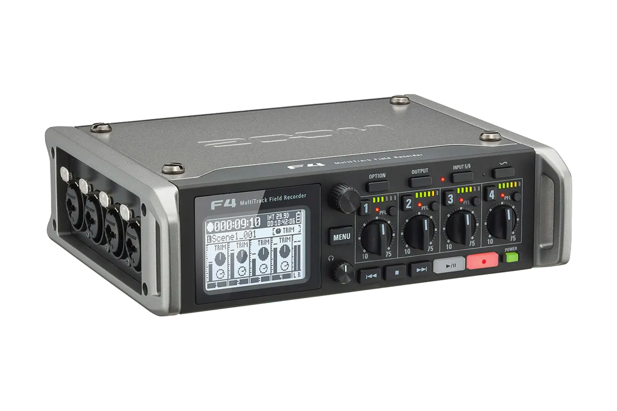 Zoom F4